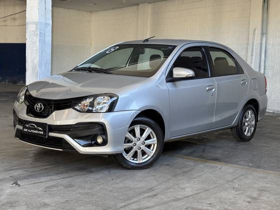 TOYOTA ETIOS 1.5 X PLUS SEDAN 16V FLEX 4P AUTOMÁTICO TOYOTA ETIOS 1.5 X PLUS SEDAN 16V FLEX 4P AUTOMÁTICO